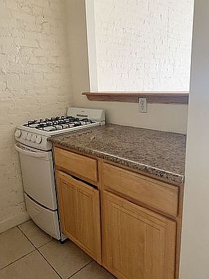 4th image of 1105 1st Ave APT 7