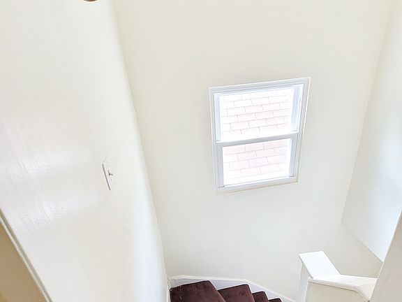 2nd image of 2468 Webb Ave #2