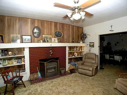 5th image of 309 Wilkins Ave