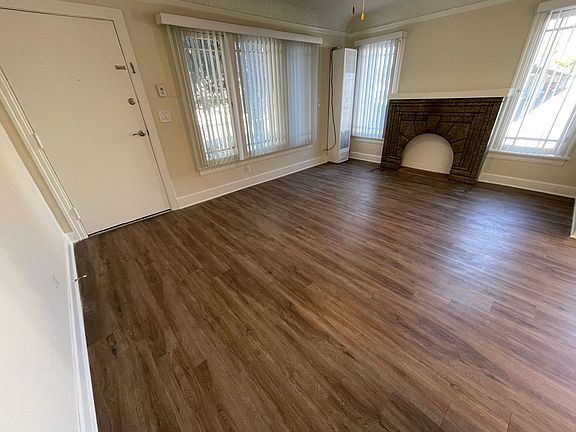 5th image of 512-514 N Pacific Ave