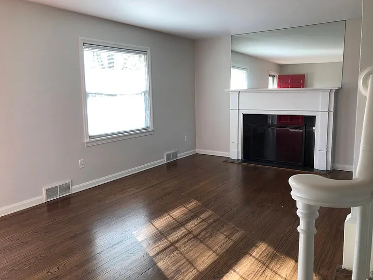 161 Elm St — Photo 26