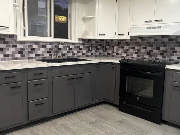 1422 W Turner St APT 1, Allentown, PA 18102