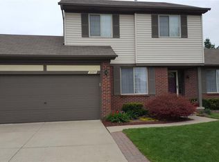 27077 Telstar Rd, New Baltimore, MI 48051