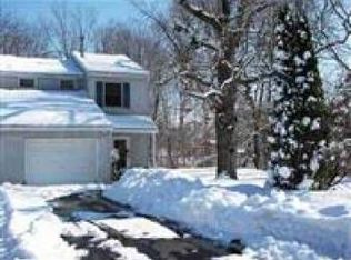 17 Louis Ave APT A, Menands, NY 12204