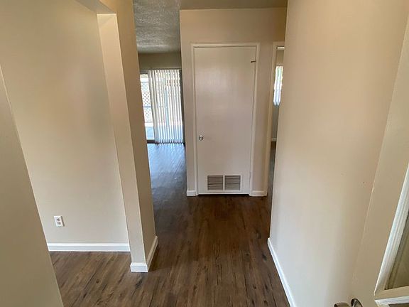 2nd image of 2214 Fairmont Dr