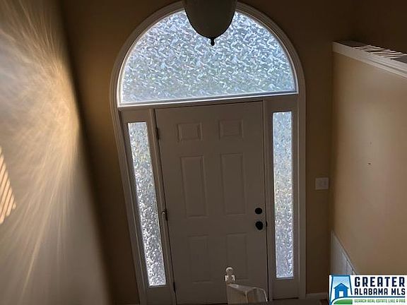 3rd image of 4900 Kerri Ln