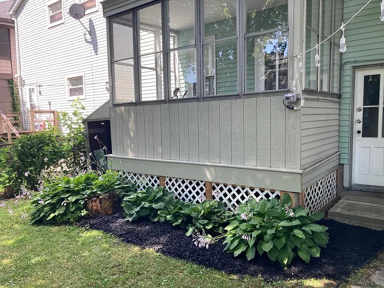 52 Grove Ave — Photo 18