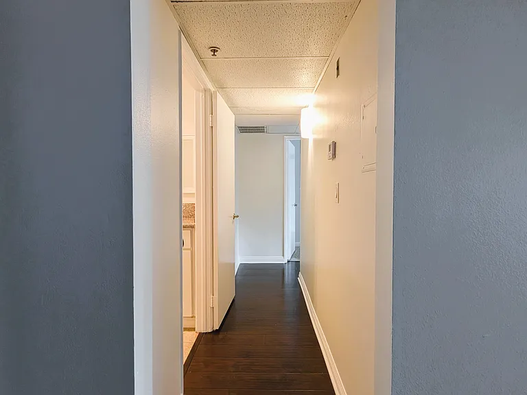 Camarillo Sunshine Apartments — Photo 21