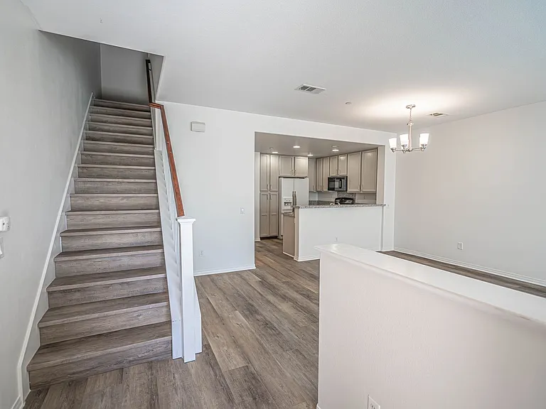 24478 Marzal St — Photo 5