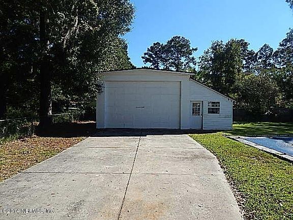 5th image of 6107 Pernecia St