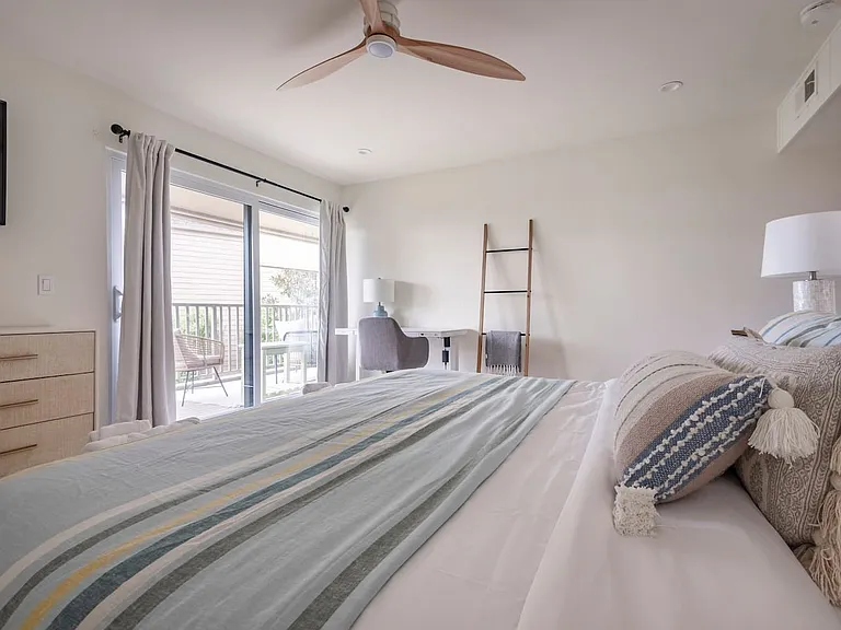 295 Sea Forest Ct — Photo 29