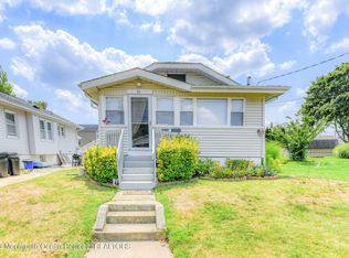 31 Evergreen Ave, Neptune City, NJ 07753