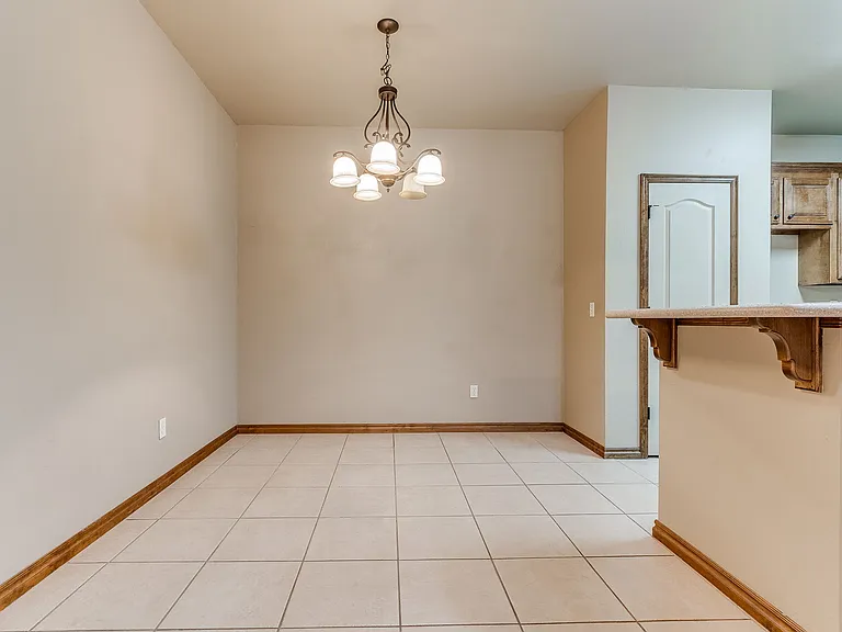 2413 Kyle Robert Ln — Photo 17