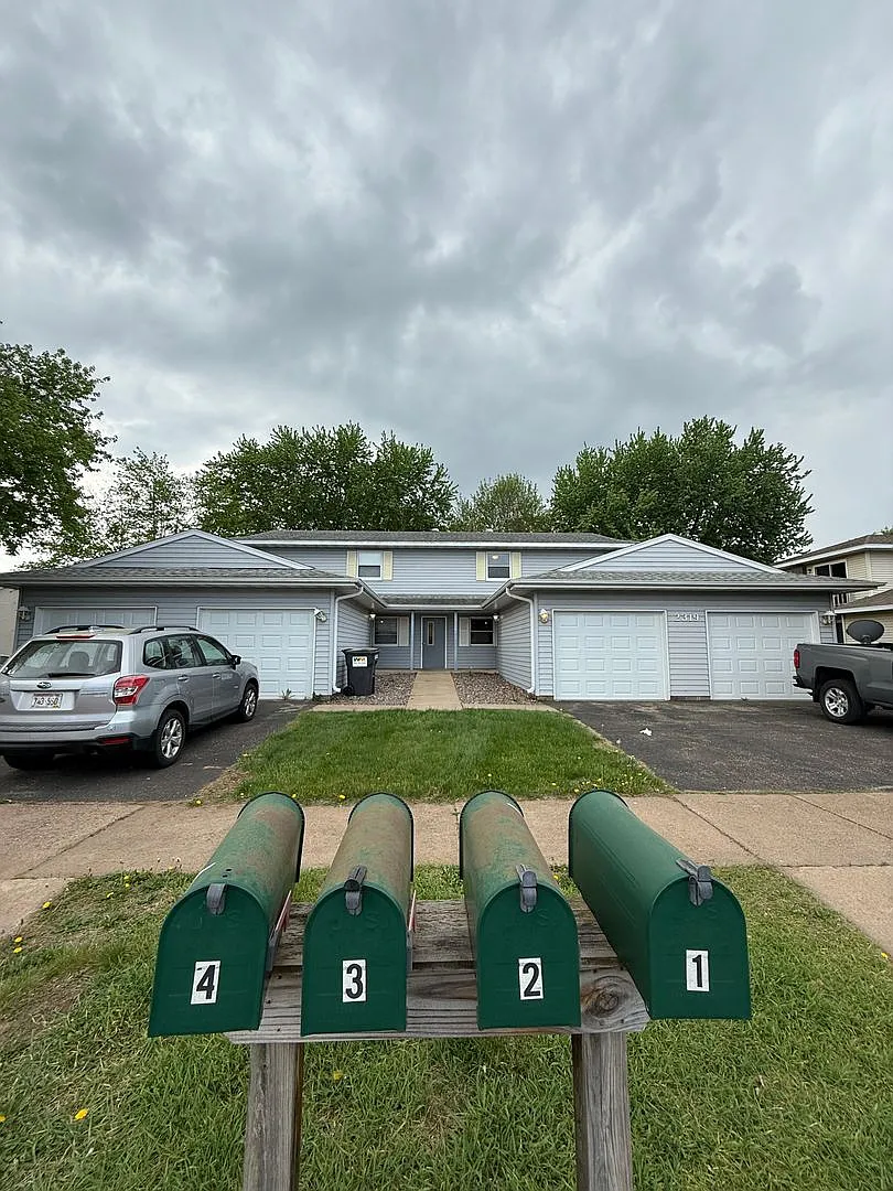 2319 Meadow — Photo 1