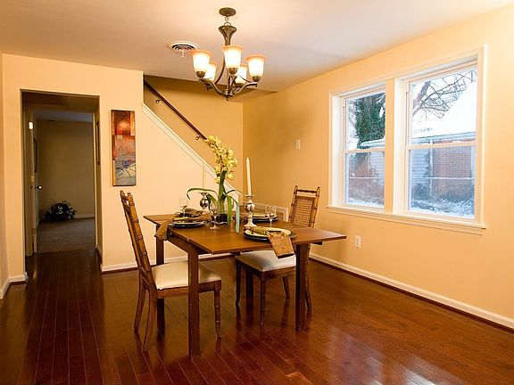 3rd image of 6833 Standish Dr