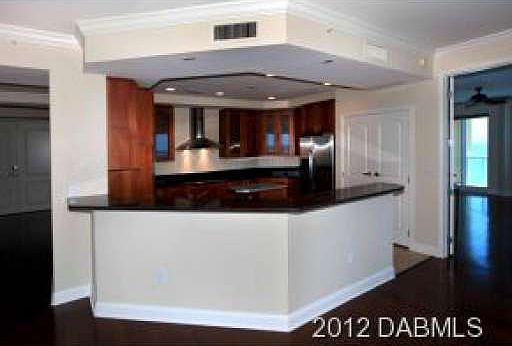 5th image of 3703 S Atlantic Ave Unit 1101