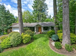 15717 Murwood Ct, Lake Oswego, OR 97035