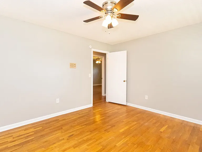 834 Kay Cir — Photo 12