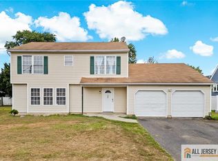 302 Buckelew Ave, Monroe Township, NJ 08831