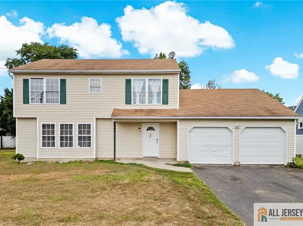 302 Buckelew Ave, Monroe Township, NJ 08831
