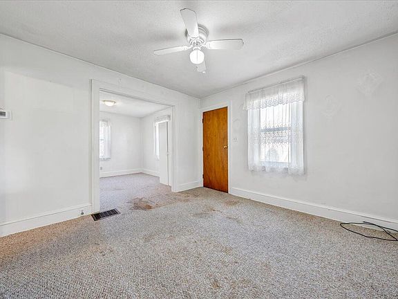 3rd image of 1625 Edgerton Ave SE