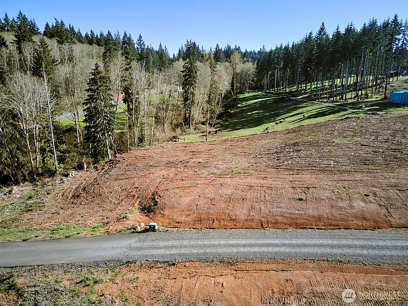 2nd image of 315 Dolan Road