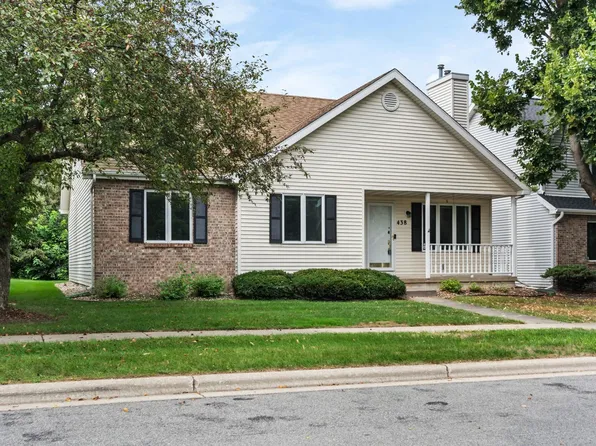 438 Cherry Hill Dr, Madison, WI 53717
