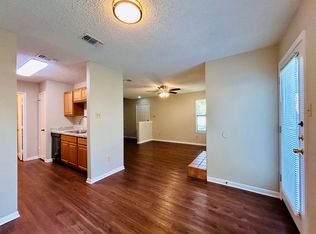 8907 Schick Rd APT A, Austin, TX 78729