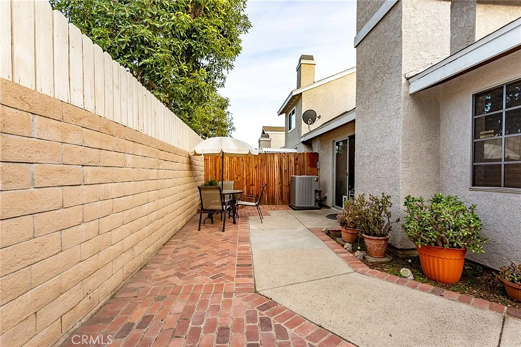 3 bed, 1497 sqft, $3,275 — Photo 4