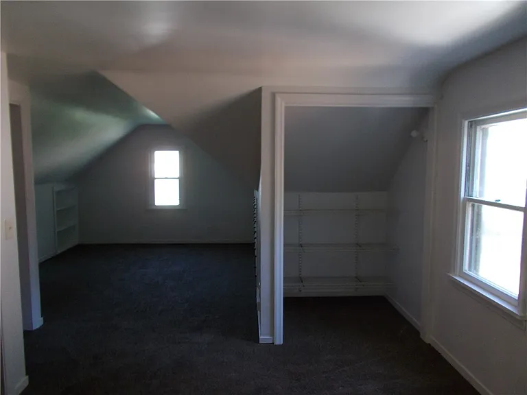 70 Woodhill Dr — Photo 8