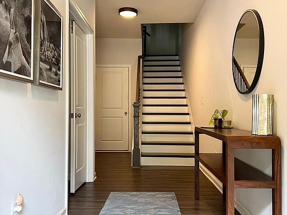 3rd image of 756 Winton Way