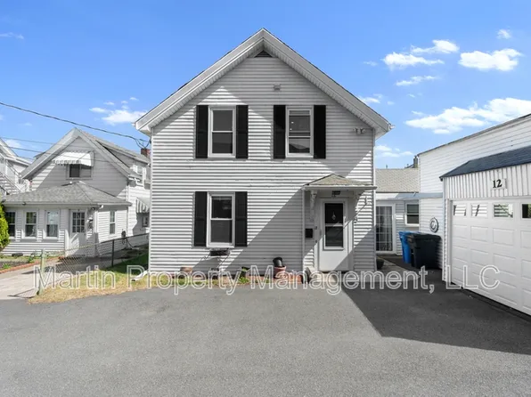 12 Lowell Pl, Waltham, MA 02453