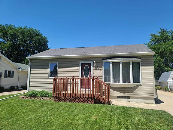 2nd image of 283 Toneff Dr
