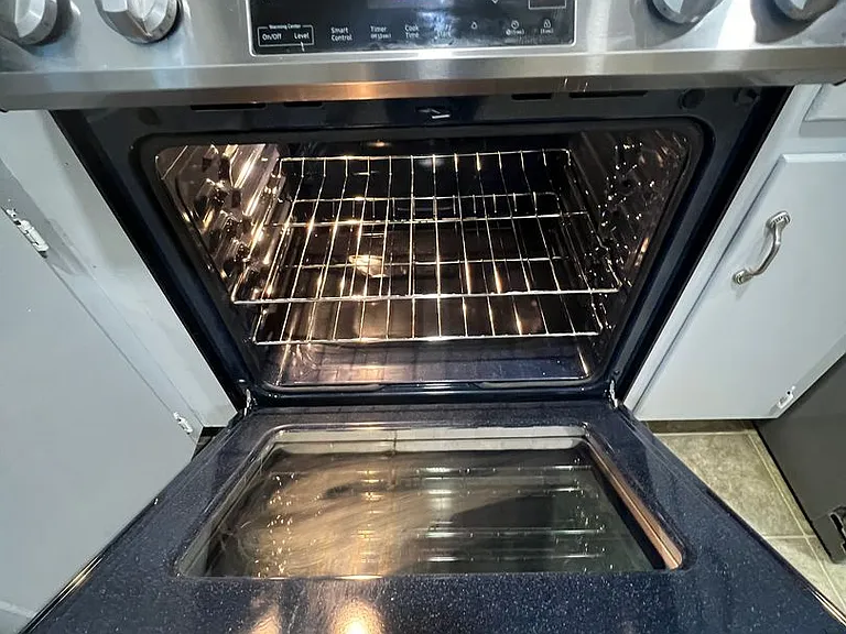 306 Walnut St — Photo 10