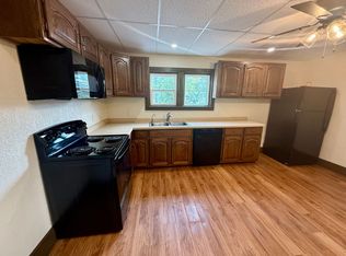 915 S 3rd Ave, Wausau, WI 54401