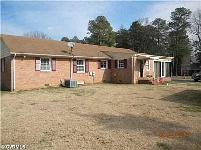 2nd image of 8112 Diane Ln