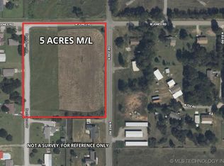17995 W Jones Rd, Tahlequah, OK 74464