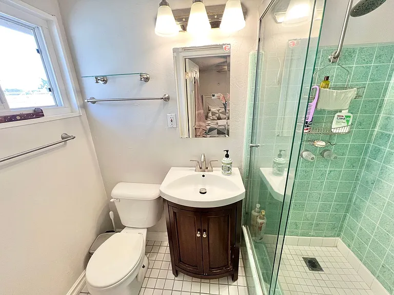 1315 Stevely Ave — Photo 13