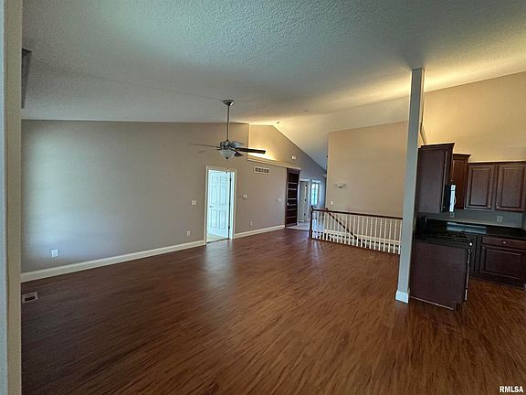 4th image of 1761 Stone Gate Cir