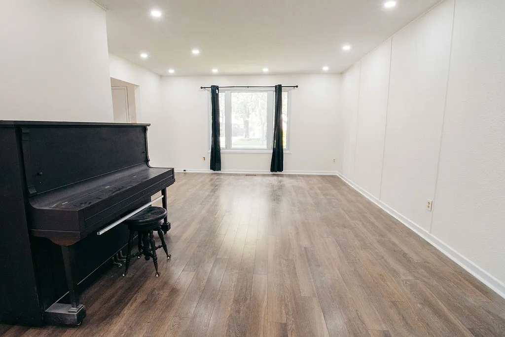 6568 Harmony Ave — Photo 4