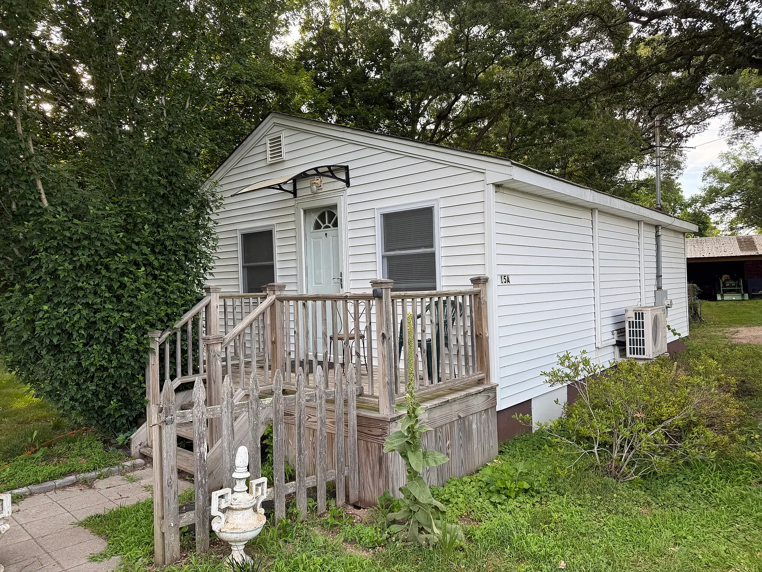 1 bed, 650 sqft, $2,400 — Photo 1