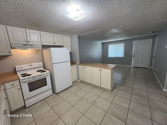 2nd image of 11720 N 14th St #11722-104
