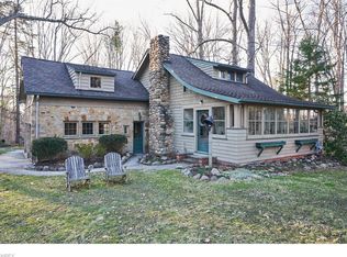 12168 Caves Rd, Chesterland, OH 44026