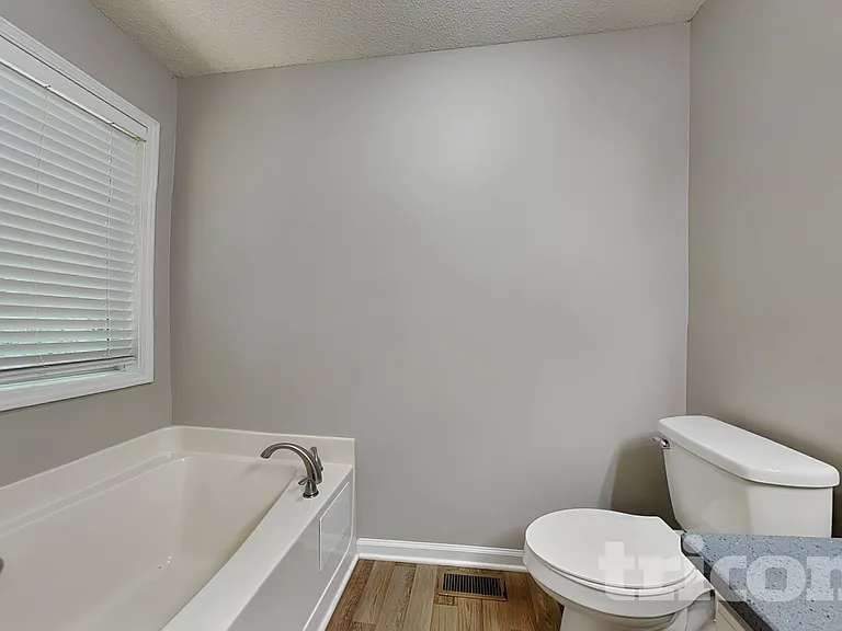 113 Danville Trl — Photo 9