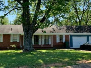 101 8th Pl, Pleasant Grove, AL 35127