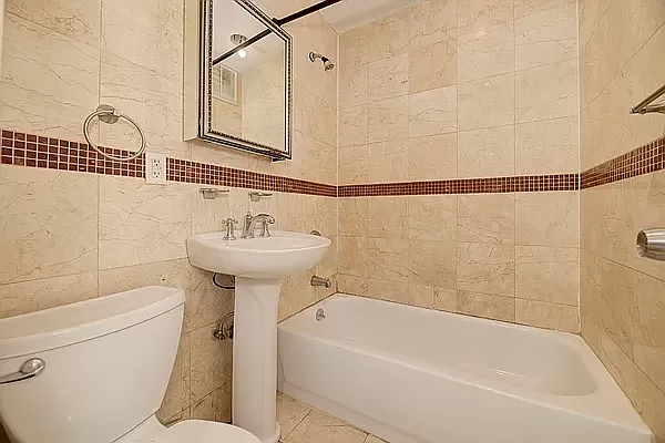 Rented by REAL New York | media 15