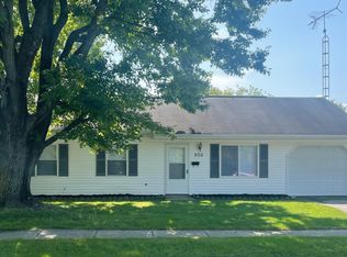 906 Pepperwood Dr, New Carlisle, OH 45344
