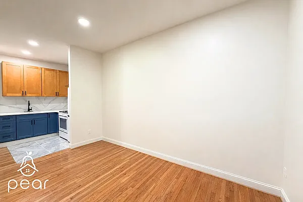 Living room, photo 4
