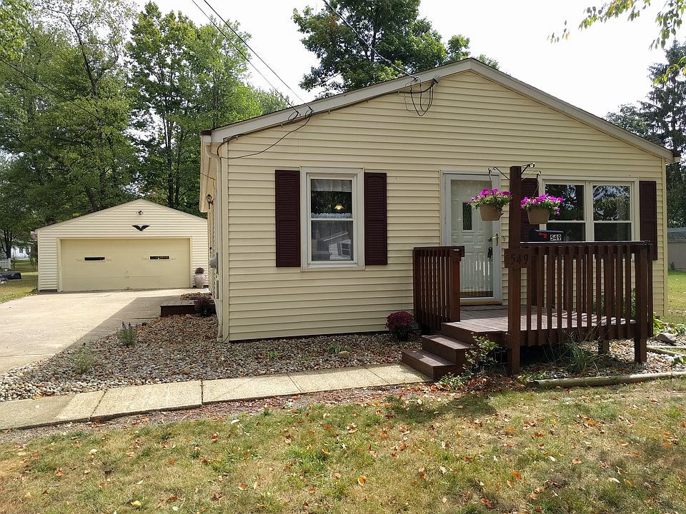 1st image of 549 West St