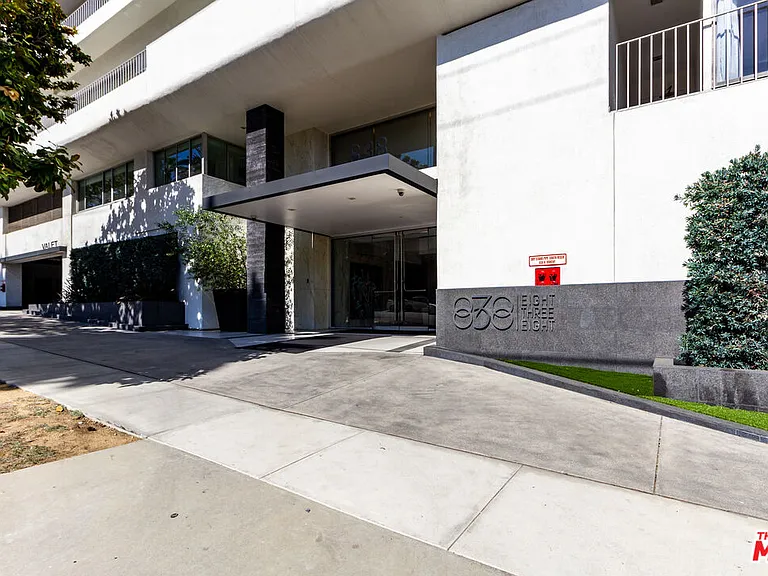 838 N Doheny Dr #203 — Photo 37